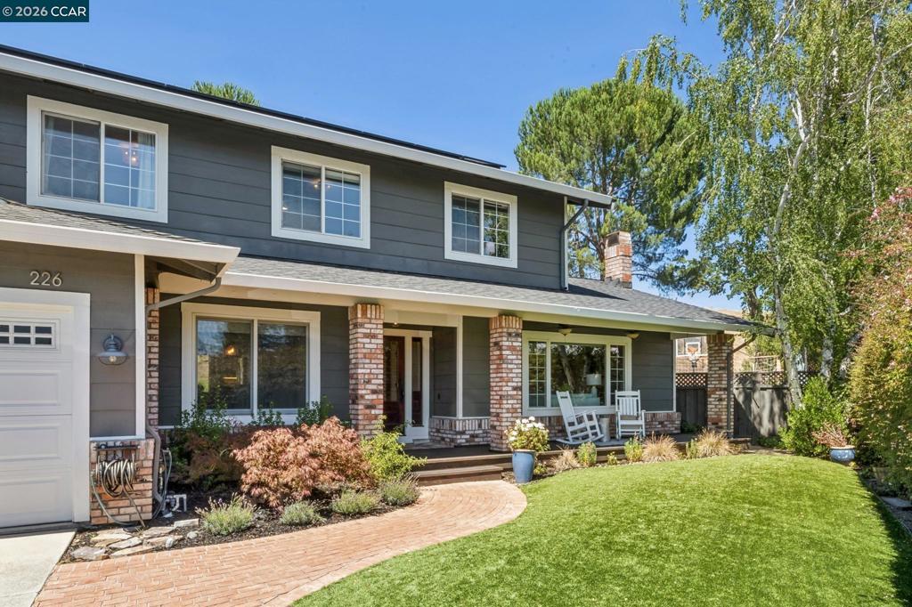 226 Arthur Ct