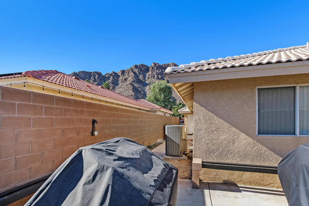 La Quinta Cove - Residential