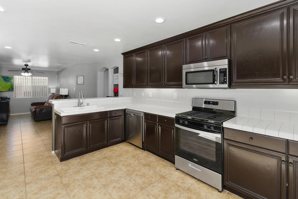 La Quinta Cove - Residential