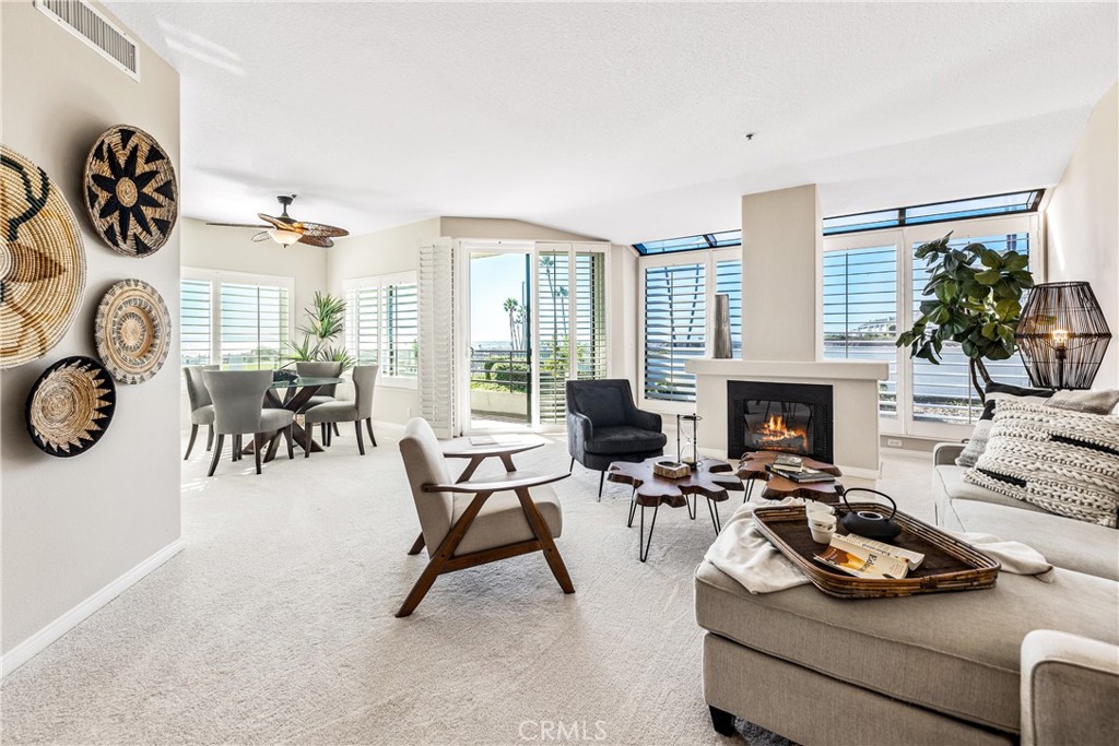 200 Paris Lane 214