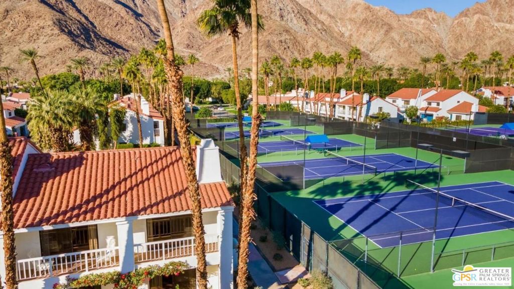 LQ Tennis Villas - Residential