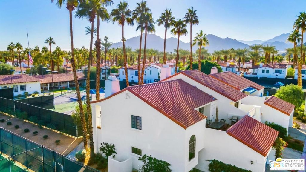 LQ Tennis Villas - Residential