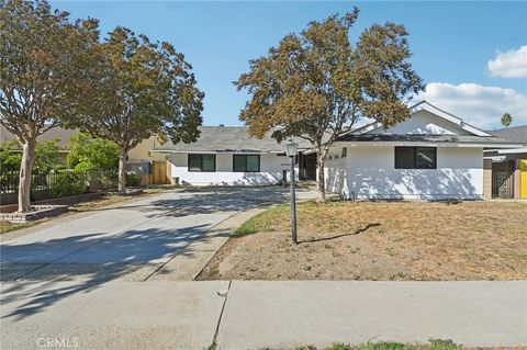 15937 Londelius Street North Hills CA 91343