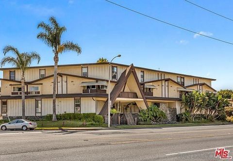 Photo of 7000 S La Cienega Blvd #29, Inglewood, CA 90302 (MLS # 2601196SD)