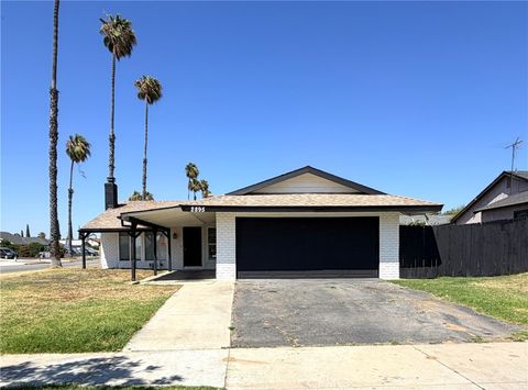 Photo of 2895 Myers Street, Riverside, CA 92503 (MLS # CV26128177)