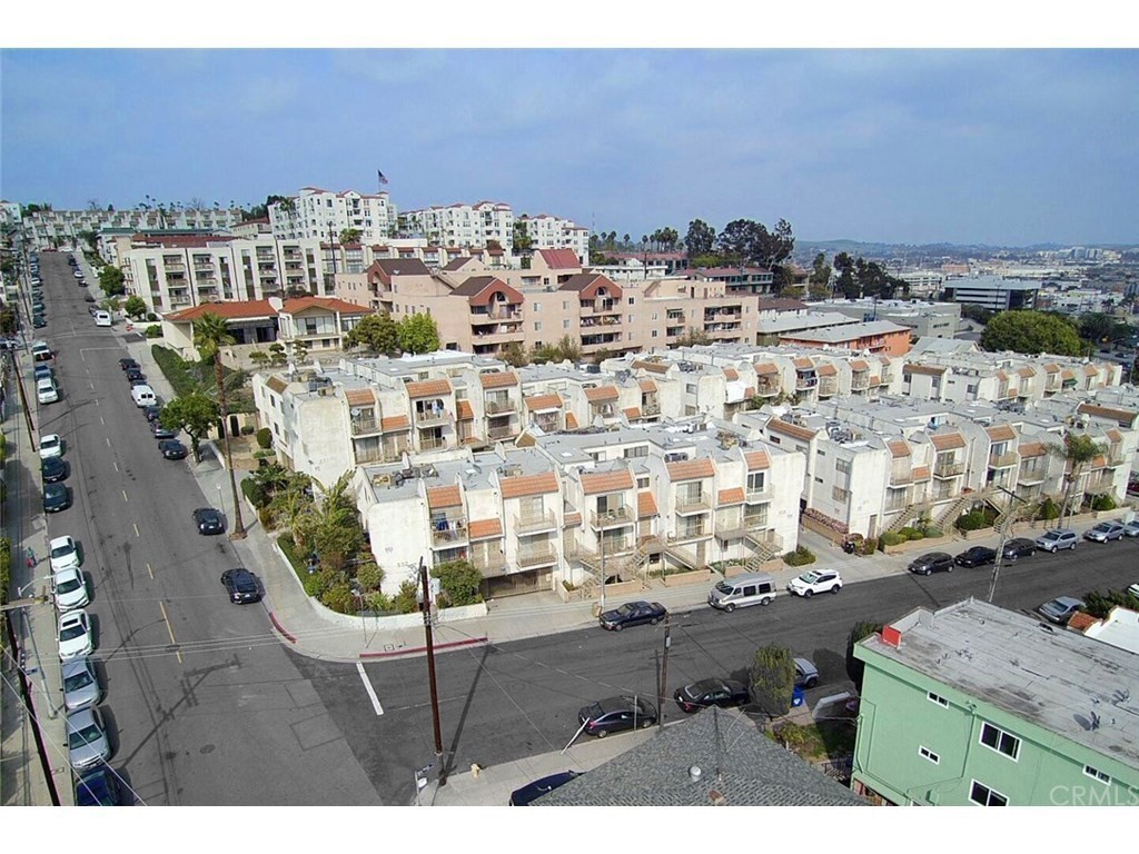 933 New Depot Street 6 & 7