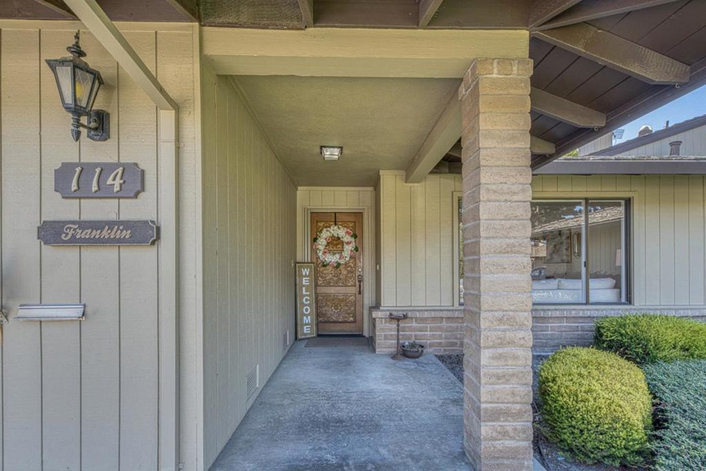 330 Woodside Drive 114
