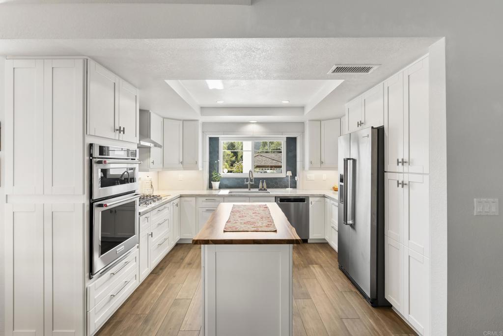 SD COUNTRY ESTATES - Residential