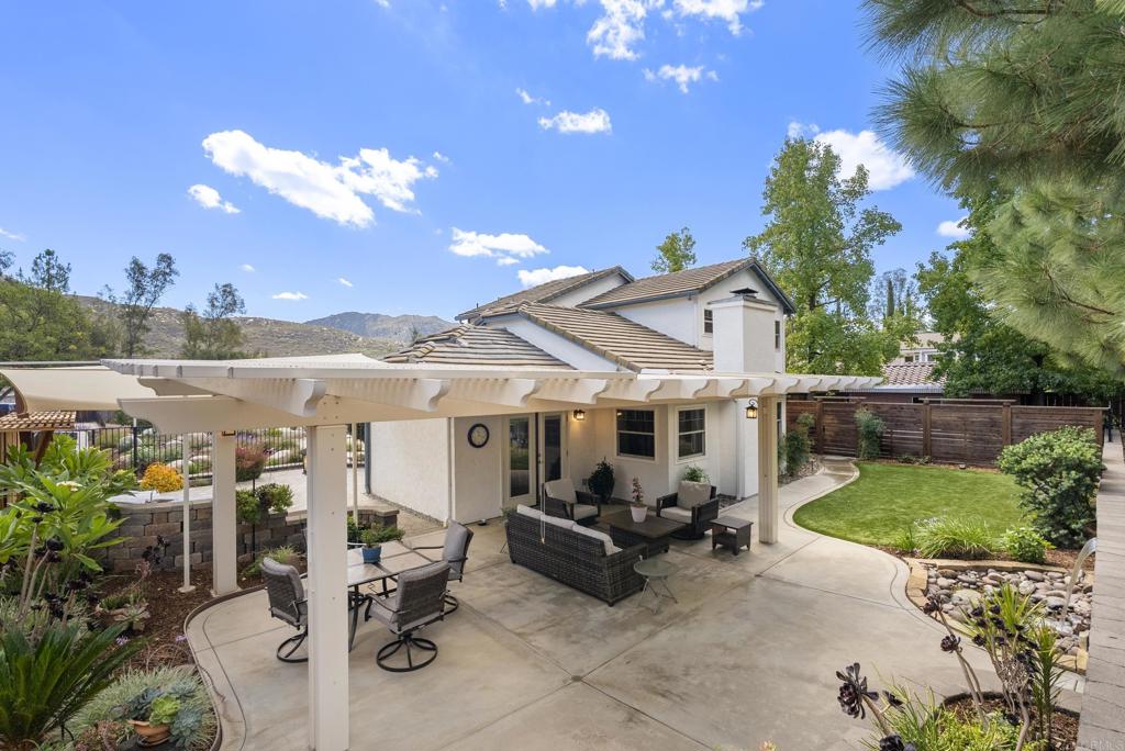 SD COUNTRY ESTATES - Residential