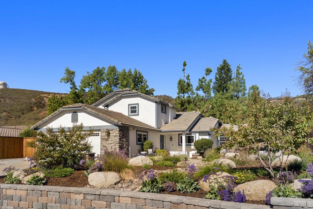 SD COUNTRY ESTATES - Residential