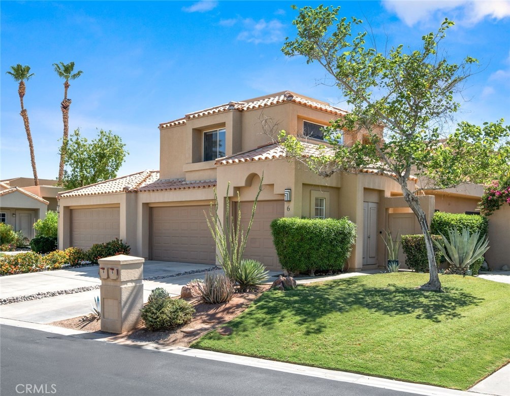 6 Oak Tree Drive