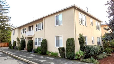 Photo of 925 Oak Lane, Menlo Park, CA 94025 (MLS # ML82033333)