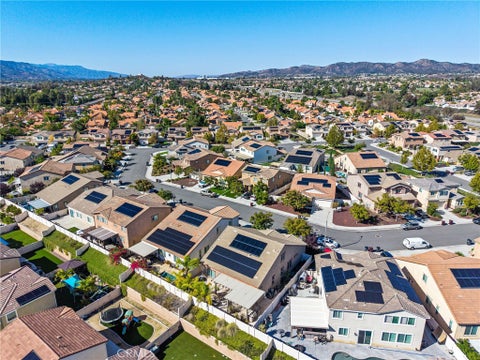 Tiny photo for 24209 Chestnut Oak St, Murrieta, CA 92562 (MLS # SW26231184)
