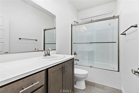 Tiny photo for 24209 Chestnut Oak St, Murrieta, CA 92562 (MLS # SW26231184)