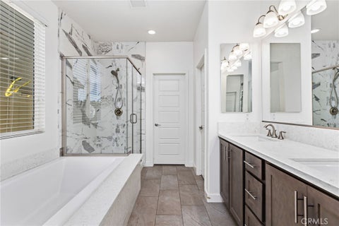 Tiny photo for 24209 Chestnut Oak St, Murrieta, CA 92562 (MLS # SW26231184)