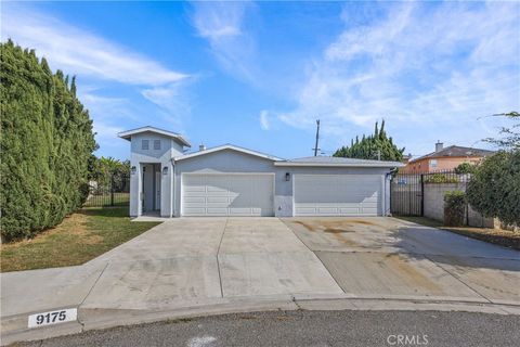Photo of 9175 Sabre Lane, Westminster, CA 92683 (MLS # PW25251338)