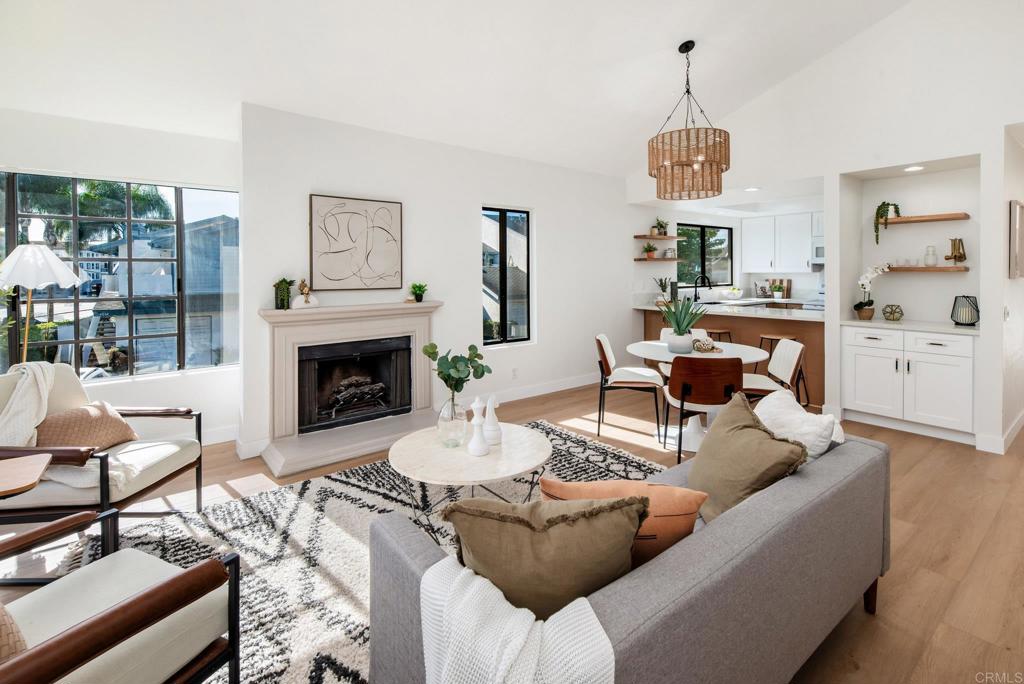 4085 Crystal Dawn Ln 201