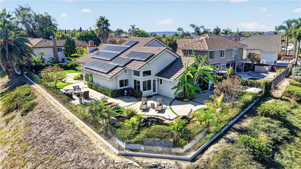 28601 Vista Ladera