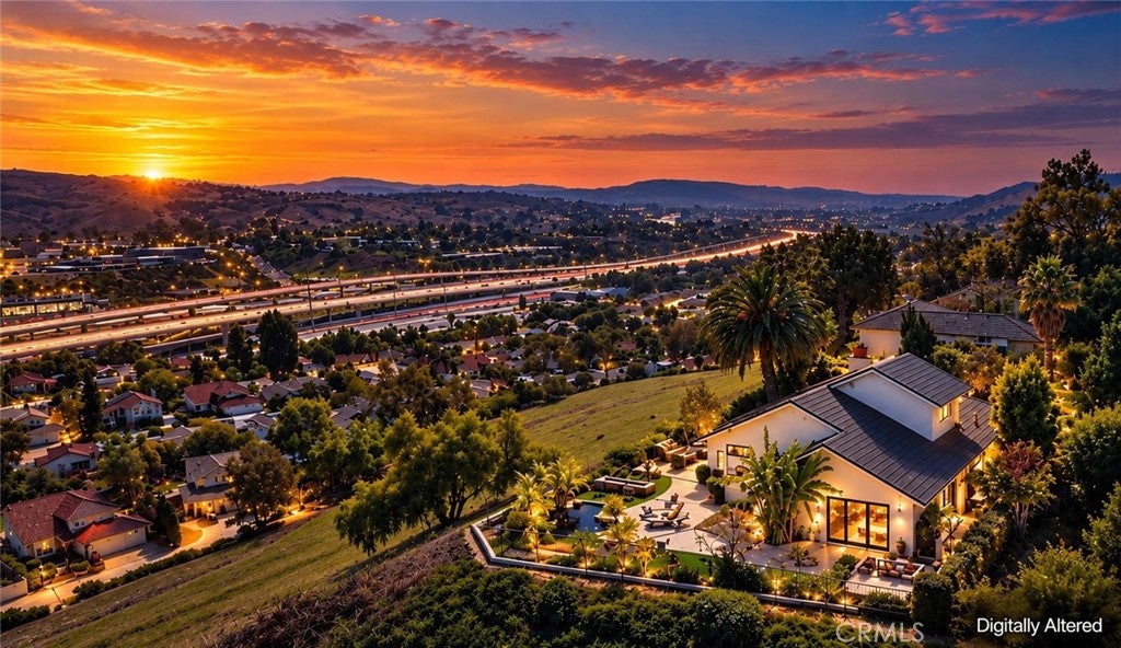28601 Vista Ladera