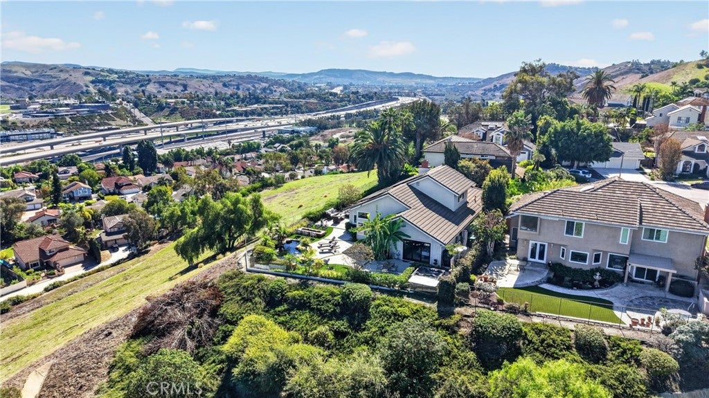28601 Vista Ladera