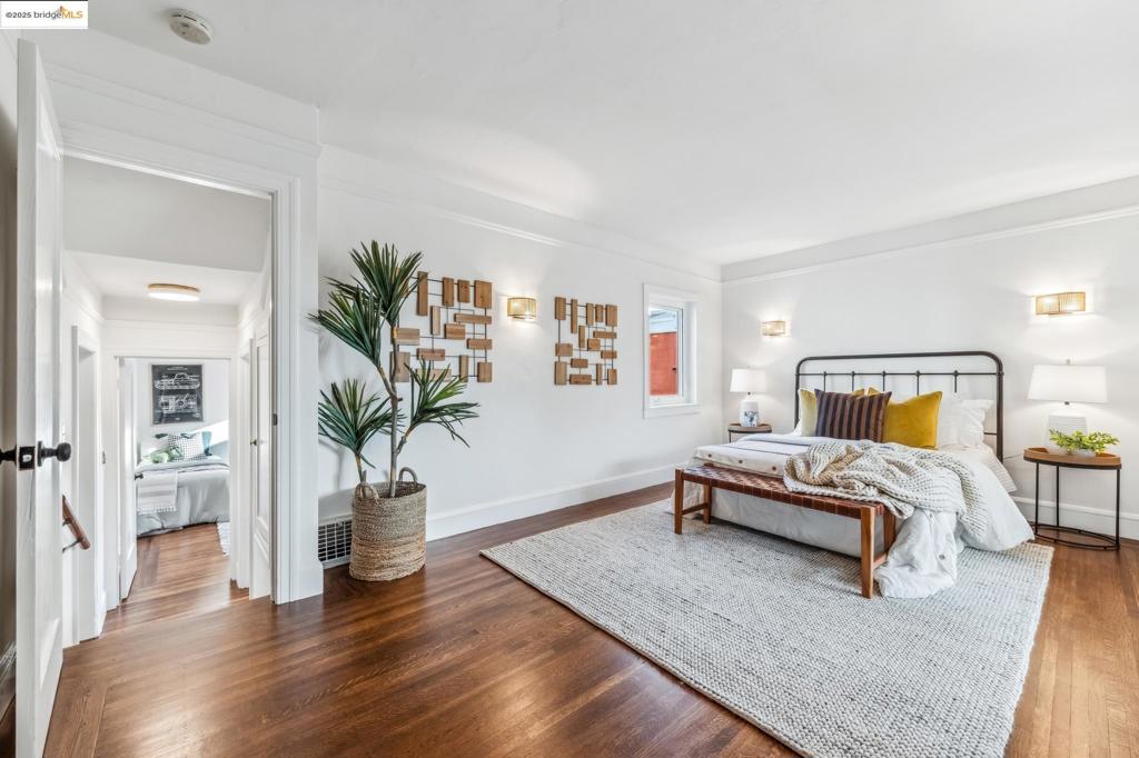 RESERVOIR HILLS - Residential