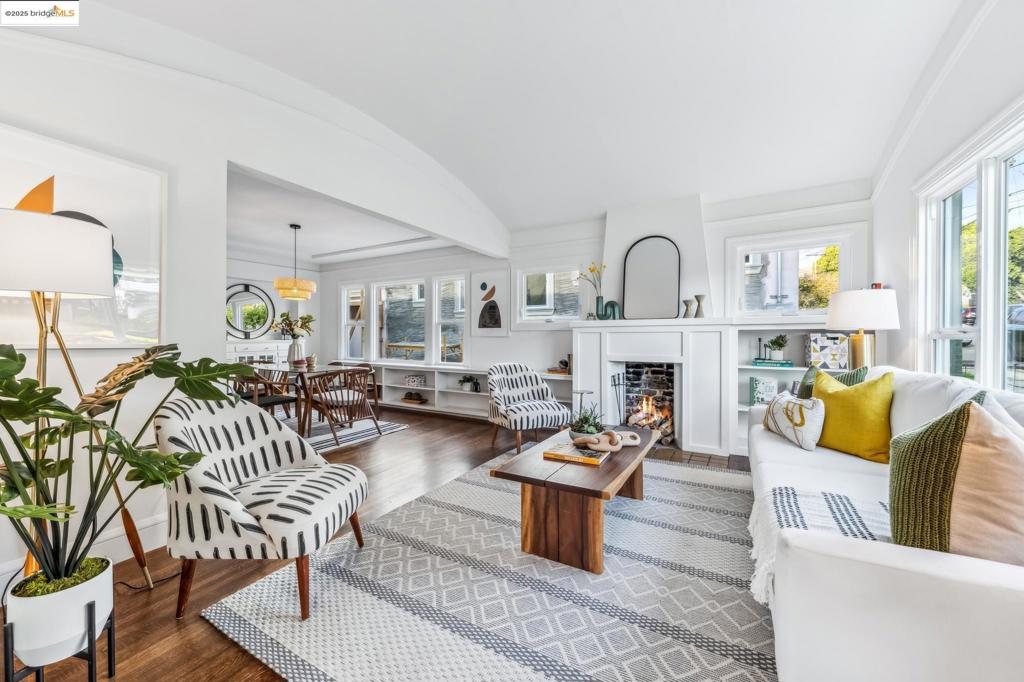 RESERVOIR HILLS - Residential