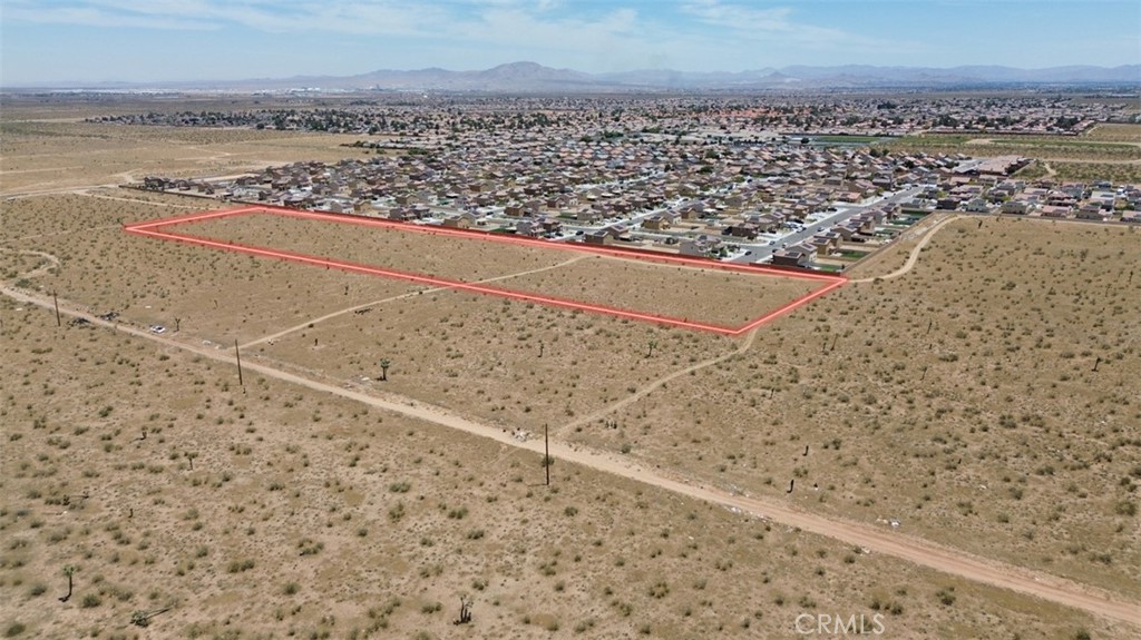 0 N of Palmdale Rd