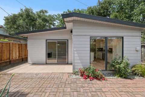 Photo of 1565 Stanford Avenue, Palo Alto, CA 94306 (MLS # ML82062519)