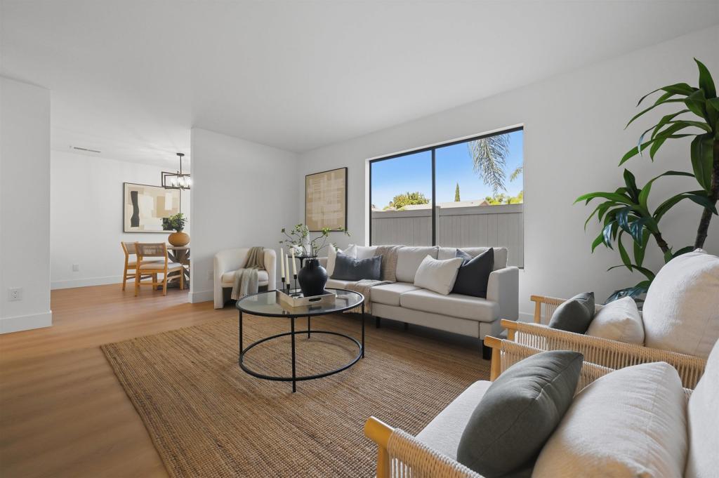 Properties 4 376 Forest Place