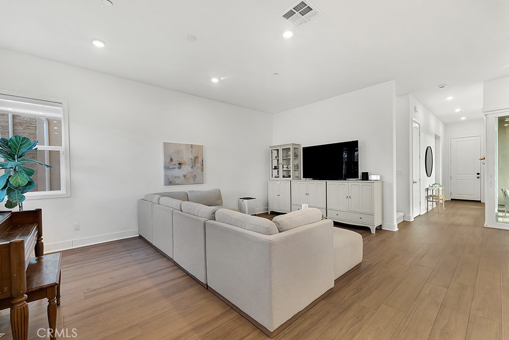 Rowan (ROWAN5P) - Residential