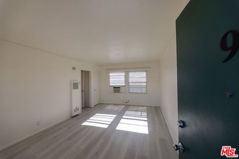 Photo of 1940 S Robertson Boulevard #9, Los Angeles, CA 90034 (MLS # 26636739)