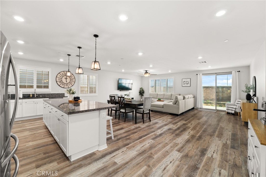 5448 La Bodega Way