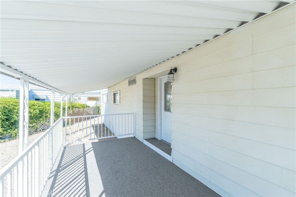1701 S Thornburg 18