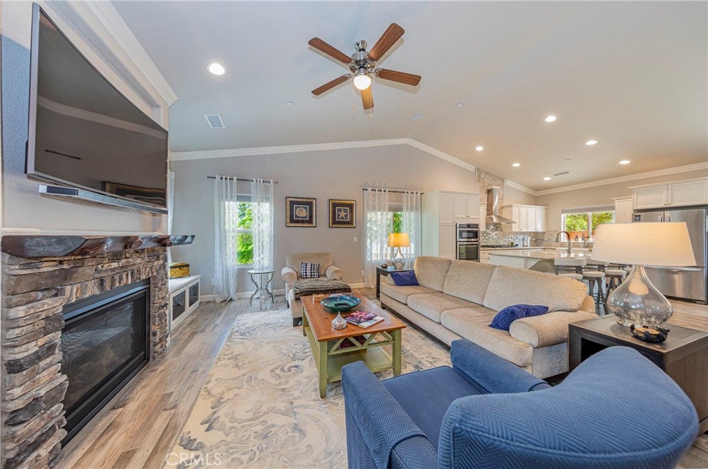 48441 Woodbend Court