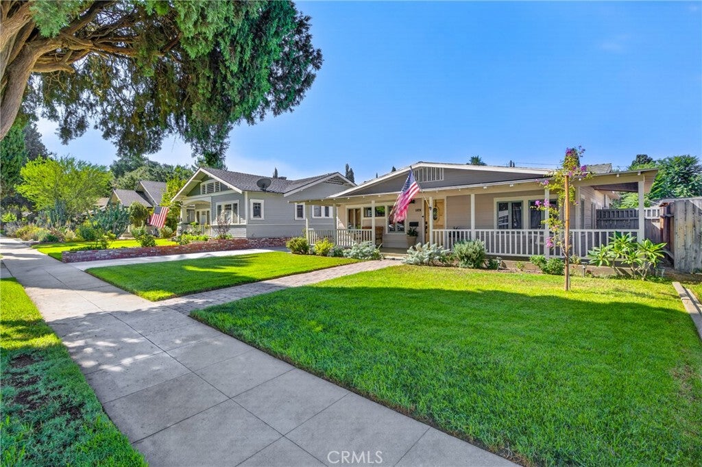 3920 Linwood