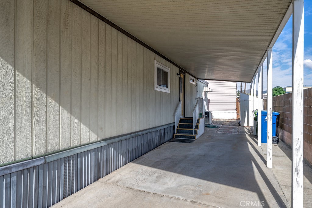 15439 Jersey Street 16