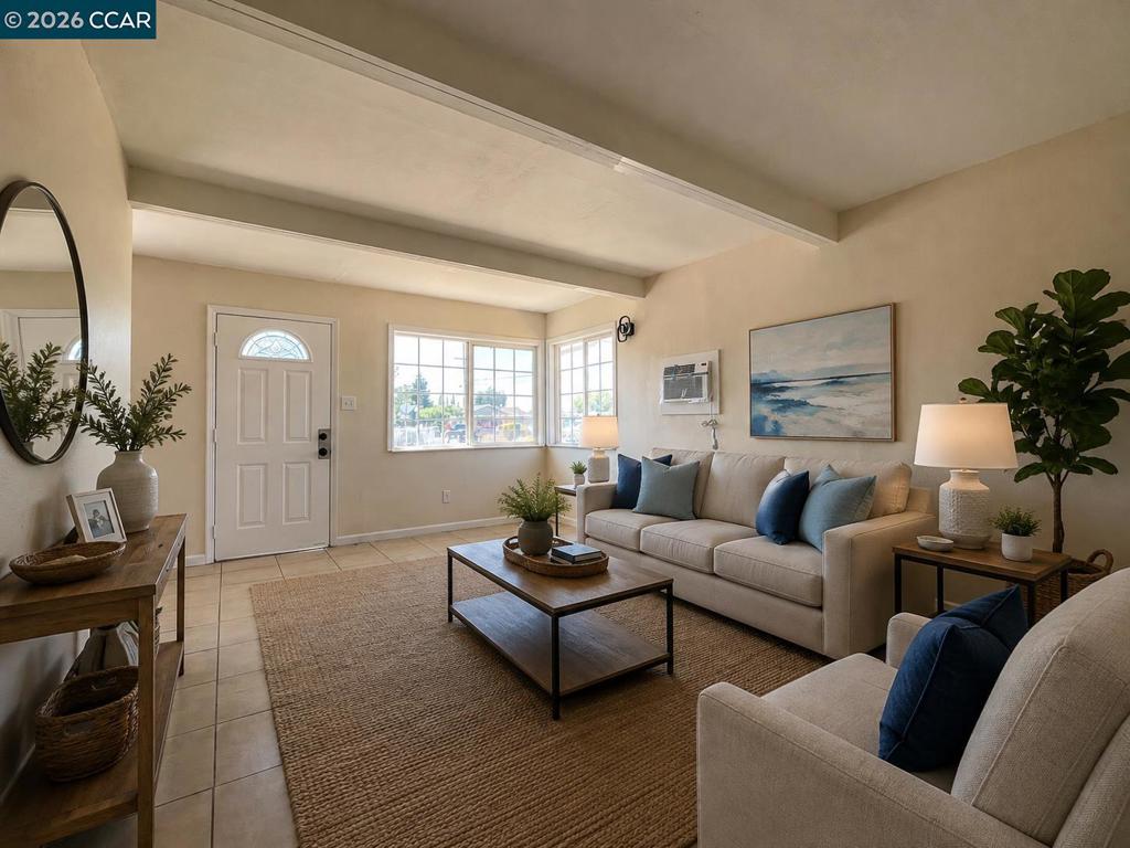 10 Canal Dr