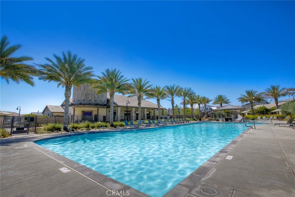 Photo of 32711 Brunello Way, Temecula, CA 92591 (MLS # SW26017151)