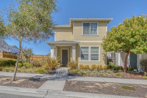 Photo of 15515 Watkins Gate Road, Marina, CA 93933 (MLS # ML82061790)