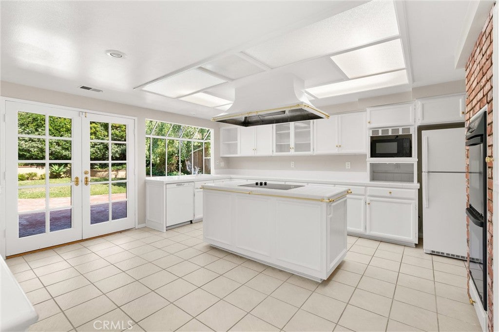 19012 Antioch, Irvine CA 92603 - Photo 15