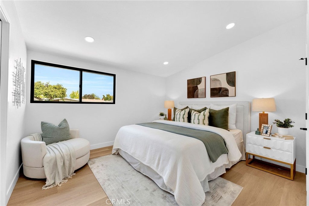 3064 Gibraltar, Costa Mesa CA 92626 - Photo 18