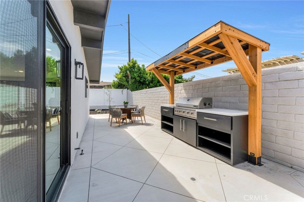 3064 Gibraltar, Costa Mesa CA 92626 - Photo 37