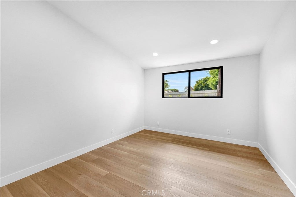 3064 Gibraltar, Costa Mesa CA 92626 - Photo 27