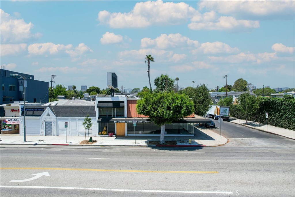 10931 W Pico Boulevard