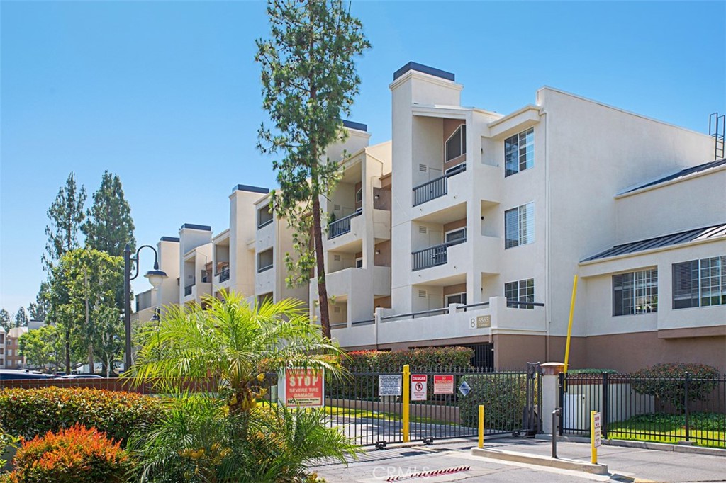 21400 Burbank Boulevard 313