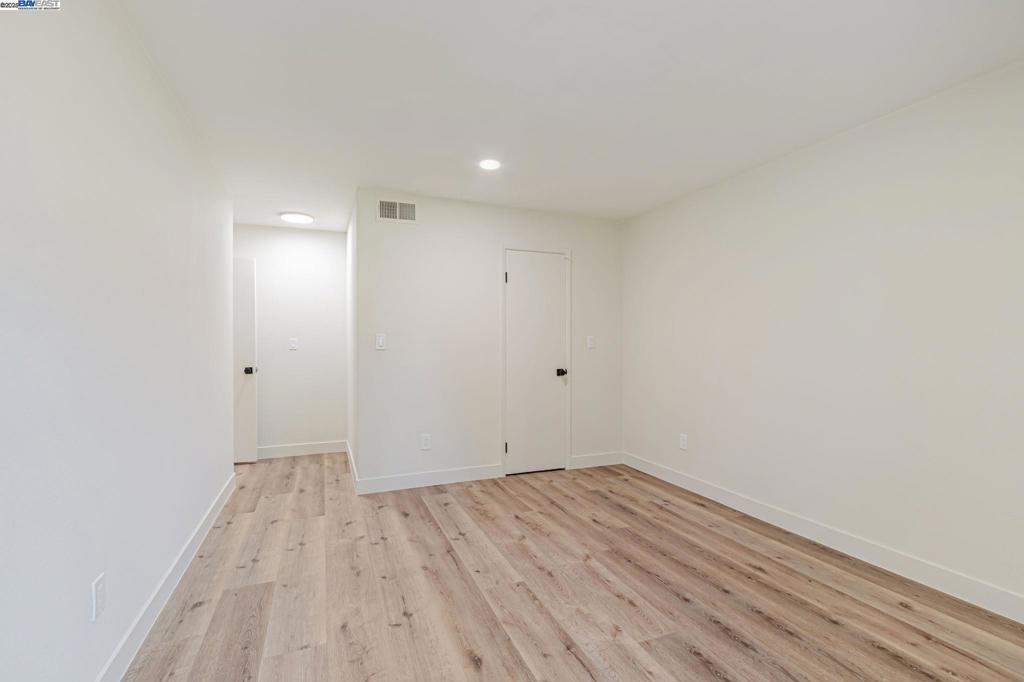 Not Listed - Residential