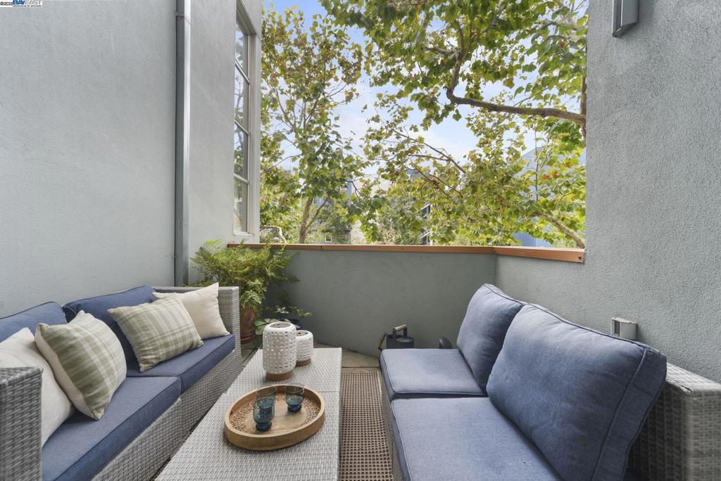 EMERYVILLE - Residential