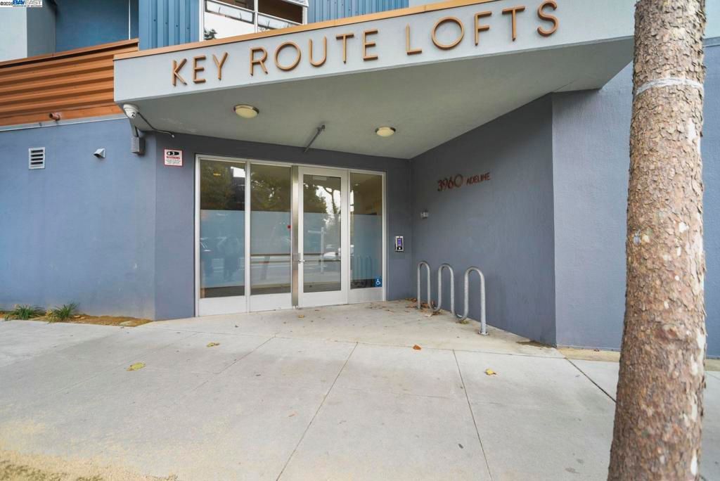 Photo of 3960 Adeline St #107, Emeryville, CA 94608 (MLS # 41115022)