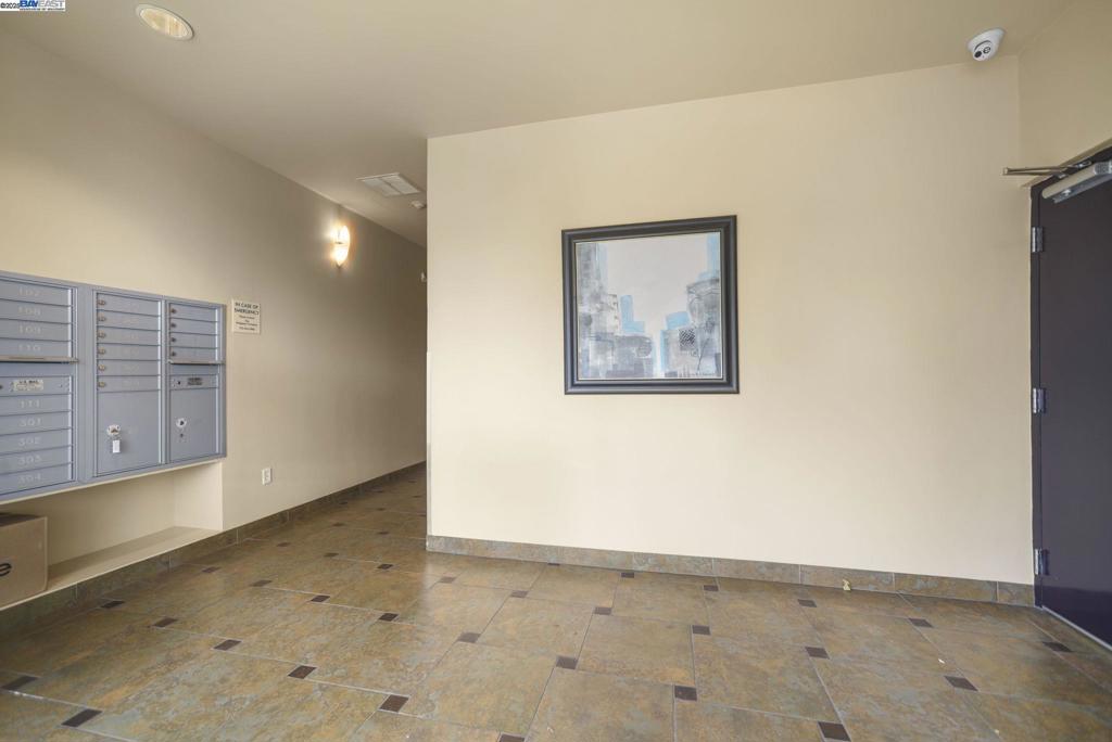 EMERYVILLE - Residential