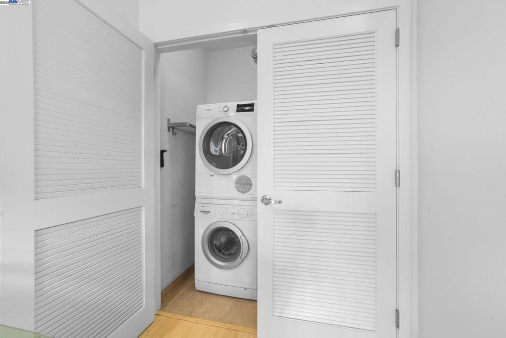 EMERYVILLE - Residential